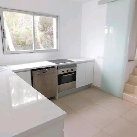 فندق مبيت وإفطار Bed And Breakfast On The Beach 2 دينايا