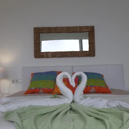 Bed And Breakfast On The Beach 2 فندق مبيت وإفطار *