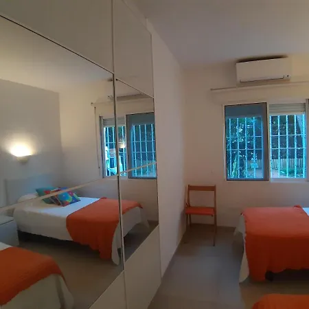Bed And Breakfast On The Beach 2 فندق مبيت وإفطار دينايا